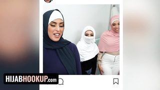 Hijab Hookup: Innocent Teen Violet Gems Loose Herself & Find A Side She Never Knew Existed on PORNCOMP.COM