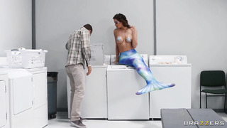 Are Mermaids With Washable Fish Parts Hot?! Scott Says Yes
