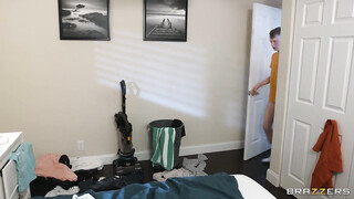 Brazzers Stepson Stuffs His Willy Into Vacuum?! :O