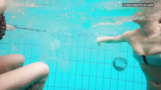 Three Nude Girls Have Fun Underwater