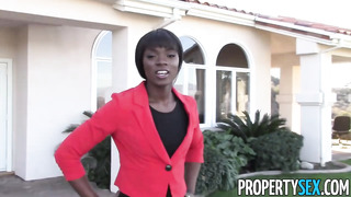 Hot Black Real Estate Agent Fucks Home Buyer