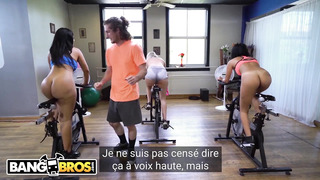 BANGBROS - Femme Latine Au Gros Cul Ayant Des Relations Sexuelles Avec Un Entraîneur De Fitness