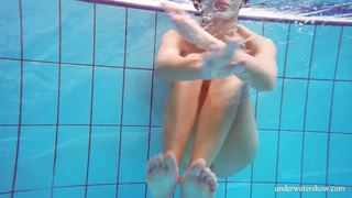 Marusia Shows You Her Hairy Sweet Vagina In The Pool