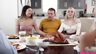 MYFAMILYPIES - Stepbrother Is Thankful For His Penis - S22